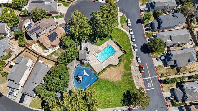 38 Nightingale Ct, Oakley, CA 94561