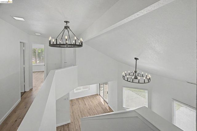 38 Nightingale Ct, Oakley, CA 94561