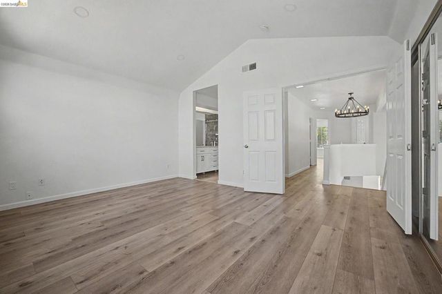 38 Nightingale Ct, Oakley, CA 94561