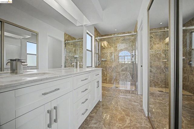 38 Nightingale Ct, Oakley, CA 94561