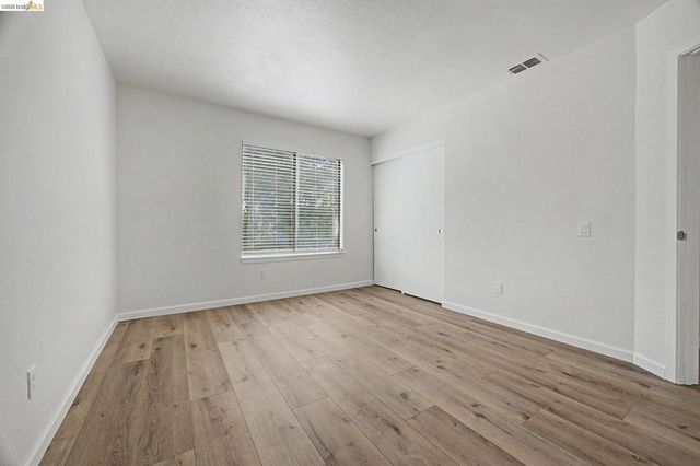 38 Nightingale Ct, Oakley, CA 94561