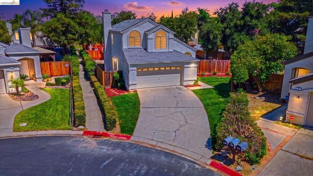 38 Nightingale Ct, Oakley, CA 94561