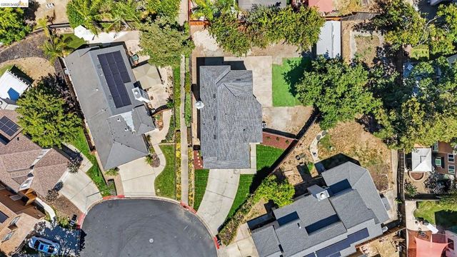 38 Nightingale Ct, Oakley, CA 94561