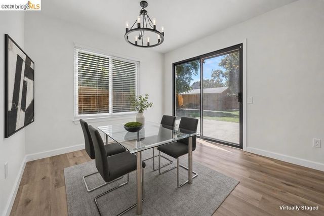 38 Nightingale Ct, Oakley, CA 94561