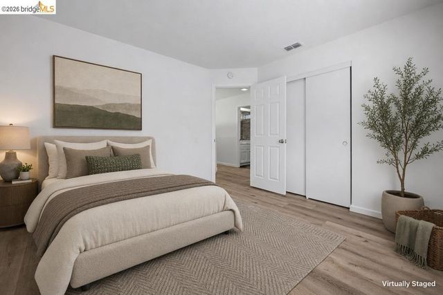 38 Nightingale Ct, Oakley, CA 94561