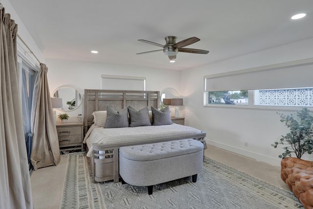 5711 Bayview Drive, Fort Lauderdale, FL 33308