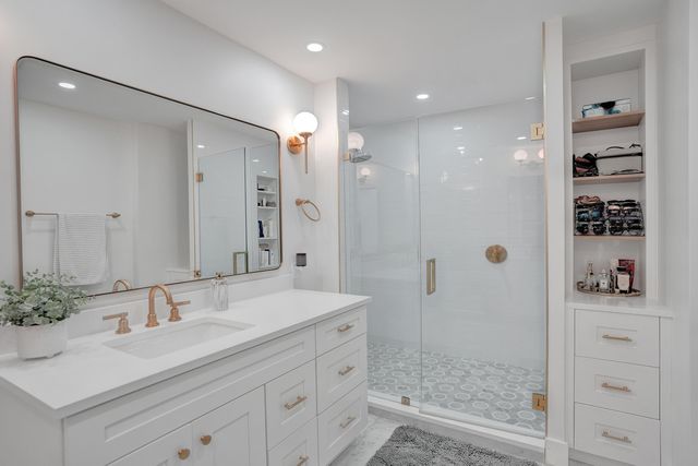 5711 Bayview Drive, Fort Lauderdale, FL 33308