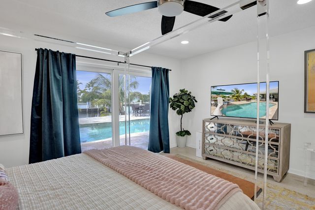 5711 Bayview Drive, Fort Lauderdale, FL 33308