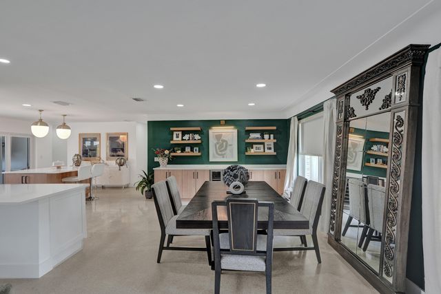 5711 Bayview Drive, Fort Lauderdale, FL 33308