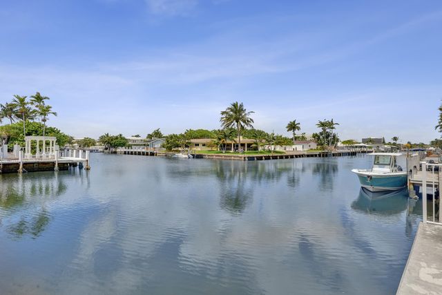 5711 Bayview Drive, Fort Lauderdale, FL 33308