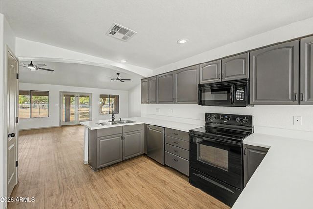 7320 N 173RD Avenue, Waddell, AZ 85355