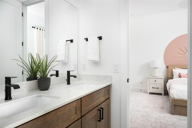 6210 Lush Pasture Lane, Manvel, TX 77578