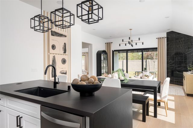 6210 Lush Pasture Lane, Manvel, TX 77578