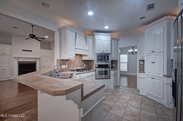112 Rockbridge Crossing, Clinton, MS 39056