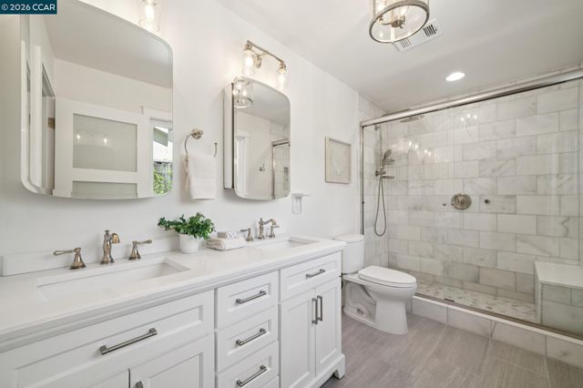 169 Natalie Dr, Moraga, CA 94556