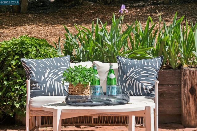 169 Natalie Dr, Moraga, CA 94556