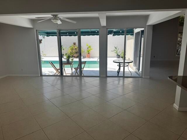 112 E Coral Fish Lane, Jupiter, FL 33477