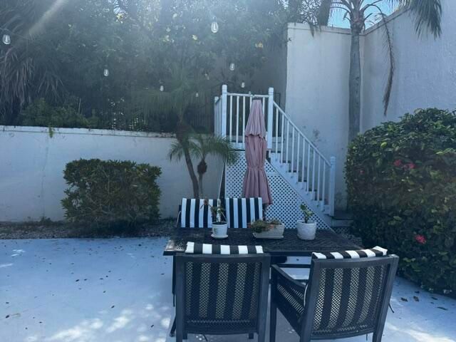 112 E Coral Fish Lane, Jupiter, FL 33477