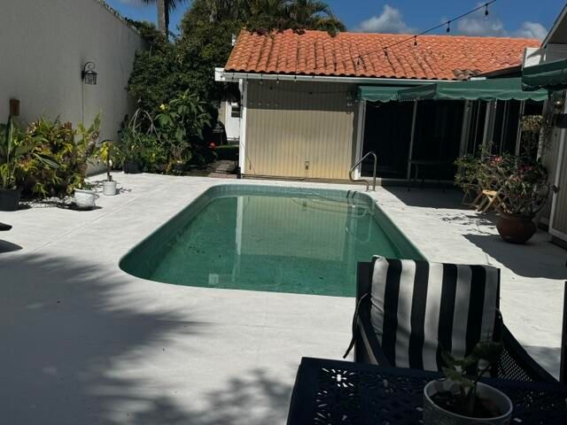 112 E Coral Fish Lane, Jupiter, FL 33477