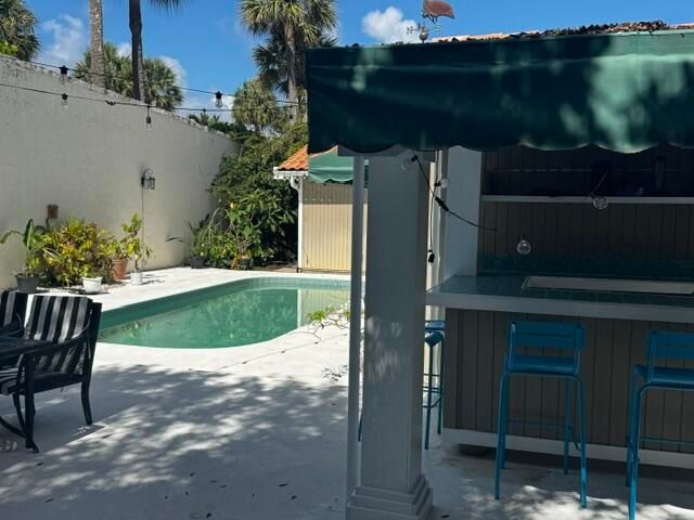 112 E Coral Fish Lane, Jupiter, FL 33477