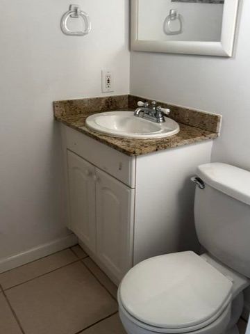 112 E Coral Fish Lane, Jupiter, FL 33477