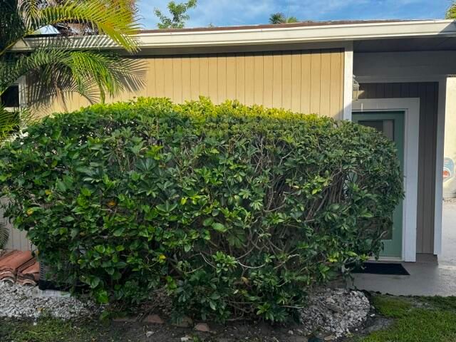 112 E Coral Fish Lane, Jupiter, FL 33477