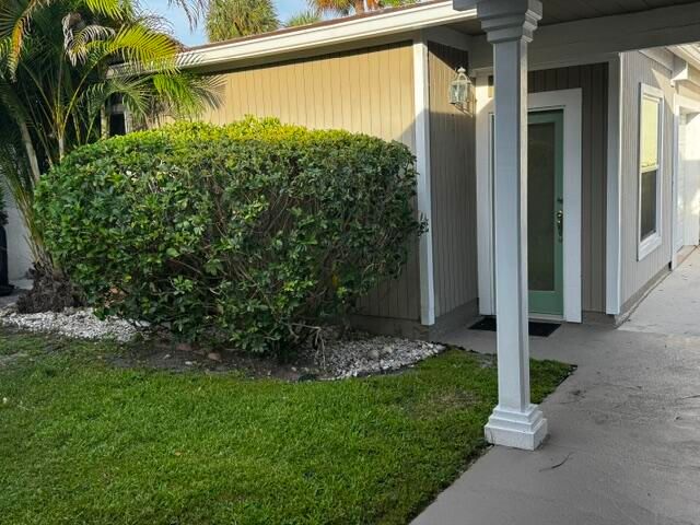 112 E Coral Fish Lane, Jupiter, FL 33477