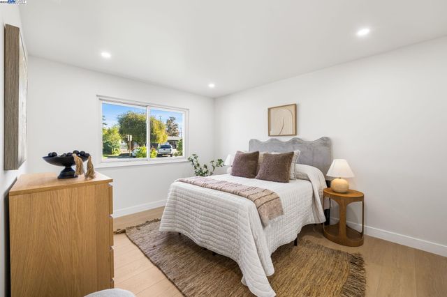 42795 Deauville Park Ct, Fremont, CA 94538