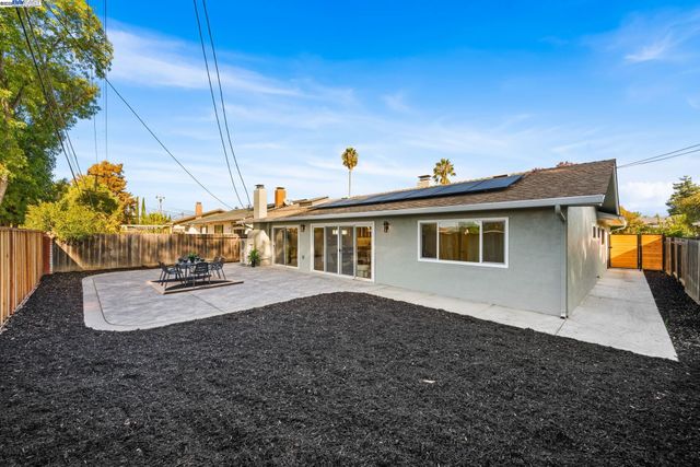 42795 Deauville Park Ct, Fremont, CA 94538