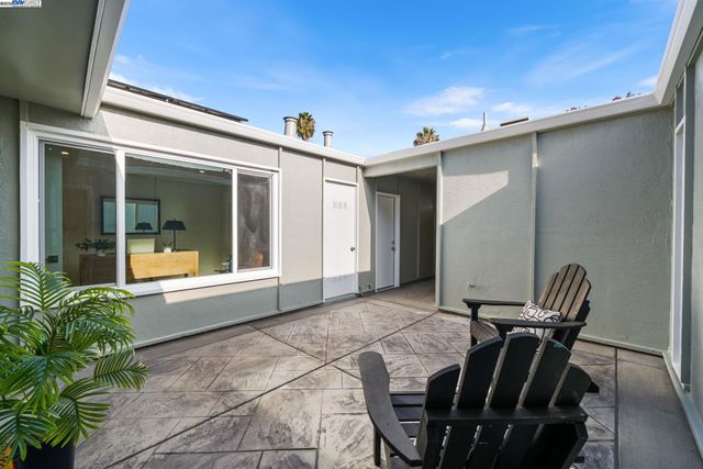 42795 Deauville Park Ct, Fremont, CA 94538