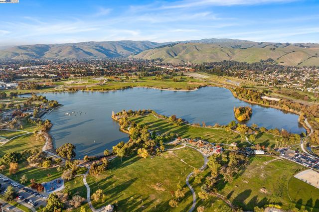 42795 Deauville Park Ct, Fremont, CA 94538