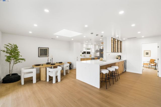 42795 Deauville Park Ct, Fremont, CA 94538