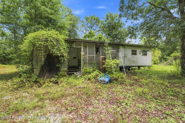4734 S Slash Pine Avenue, Homosassa, FL 34446