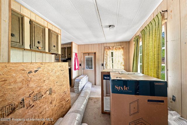 4734 S Slash Pine Avenue, Homosassa, FL 34446