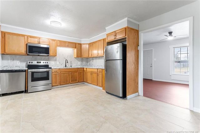 2703 E Brinkley Drive, Spring Lake, NC 28390