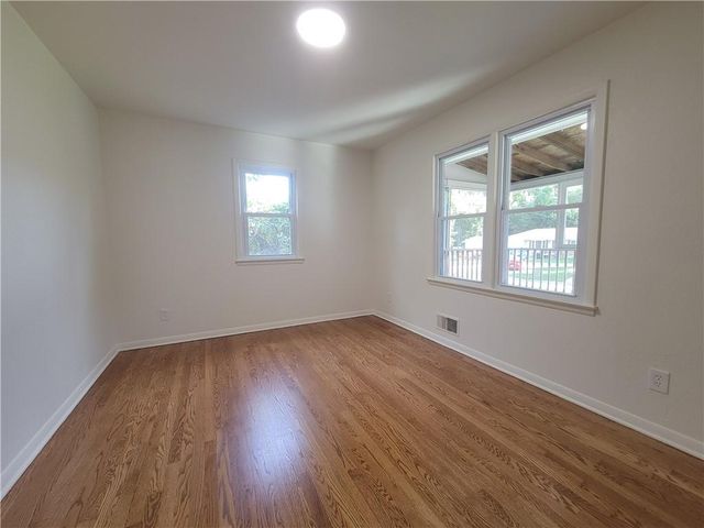 9336 E East 25th Terrace South Terrace S, Independence, MO 64052