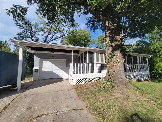 9336 E East 25th Terrace South Terrace S, Independence, MO 64052