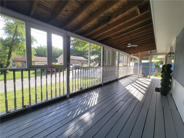 9336 E East 25th Terrace South Terrace S, Independence, MO 64052