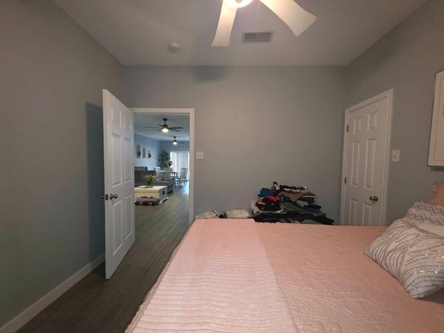 106 Callie Lane, Gun Barrel City, TX 75156