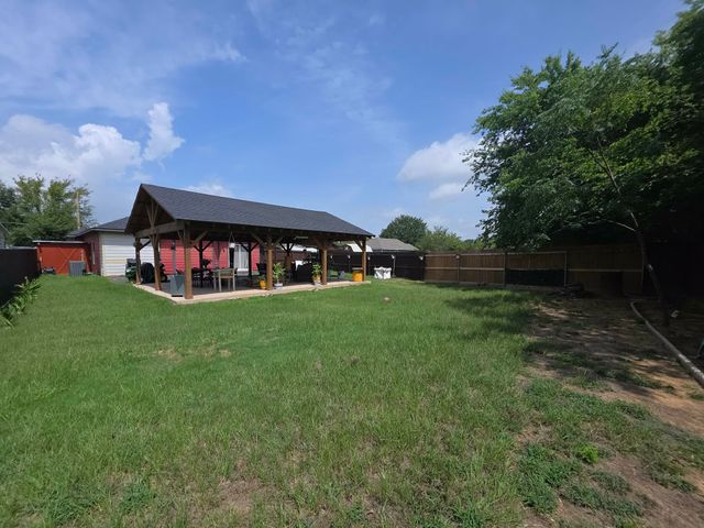 106 Callie Lane, Gun Barrel City, TX 75156