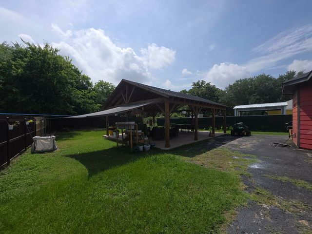 106 Callie Lane, Gun Barrel City, TX 75156