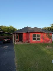 106 Callie Lane, Gun Barrel City, TX 75156
