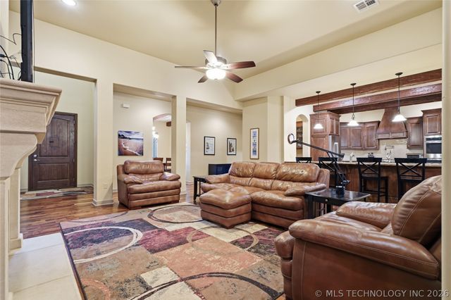 3623 S Utica Avenue, Tulsa, OK 74105