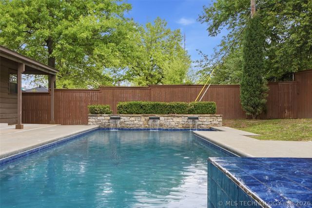 3623 S Utica Avenue, Tulsa, OK 74105
