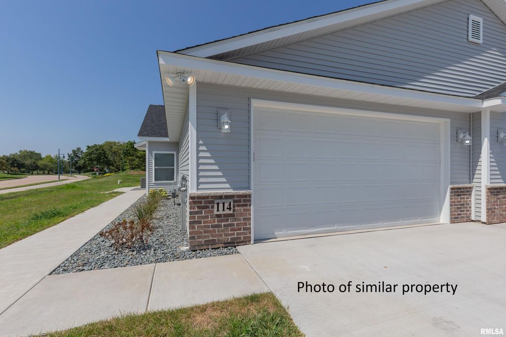 118 BEACON HARBOR Circle, East Moline, IL 61244