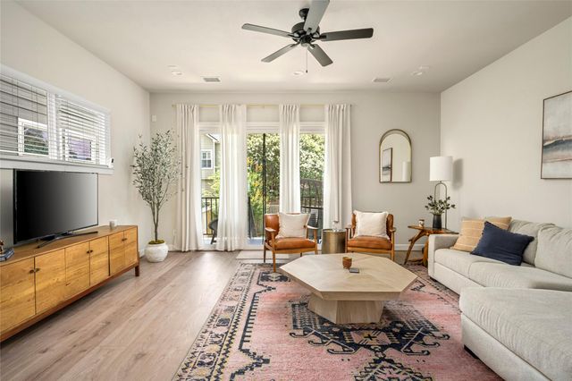 1531 Beall Street A, Houston, TX 77008