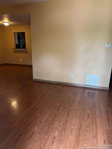 111 Rene, San Antonio, TX 78233