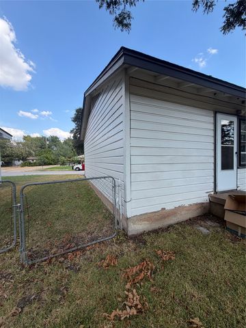 1324 Dale Drive, Garland, TX 75041