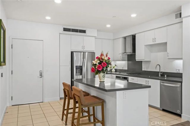 1218 Nolita, Irvine, CA 92612