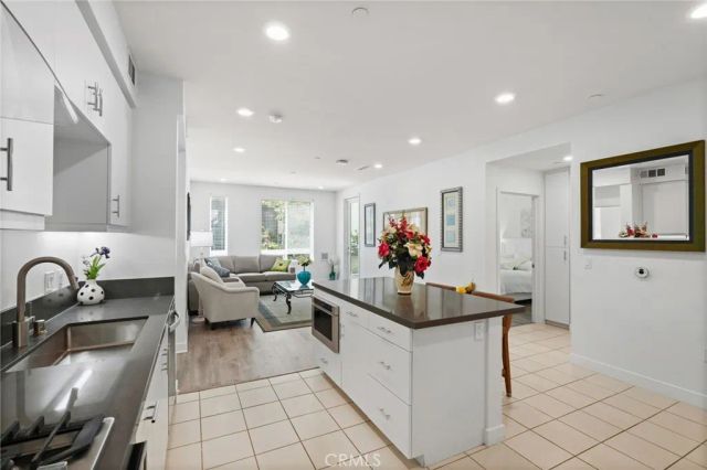 1218 Nolita, Irvine, CA 92612